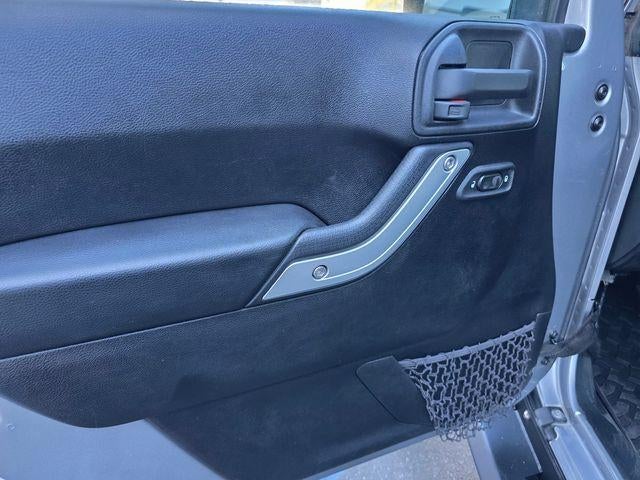 2016 Jeep Wrangler Unlimited 4WD 4dr Sahara