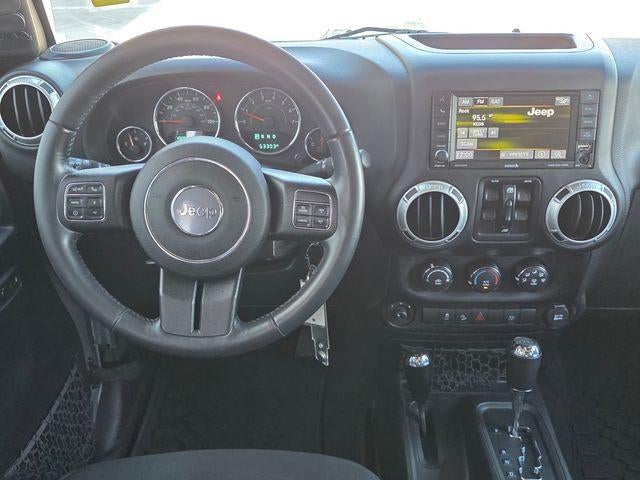 2016 Jeep Wrangler Unlimited 4WD 4dr Sahara