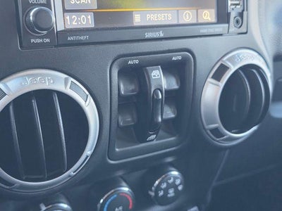 2016 Jeep Wrangler Unlimited 4WD 4dr Sahara