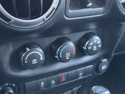 2016 Jeep Wrangler Unlimited 4WD 4dr Sahara