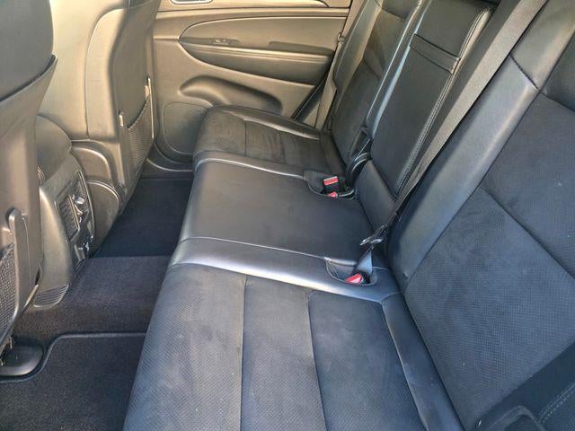 2019 Jeep Grand Cherokee Laredo 4x2