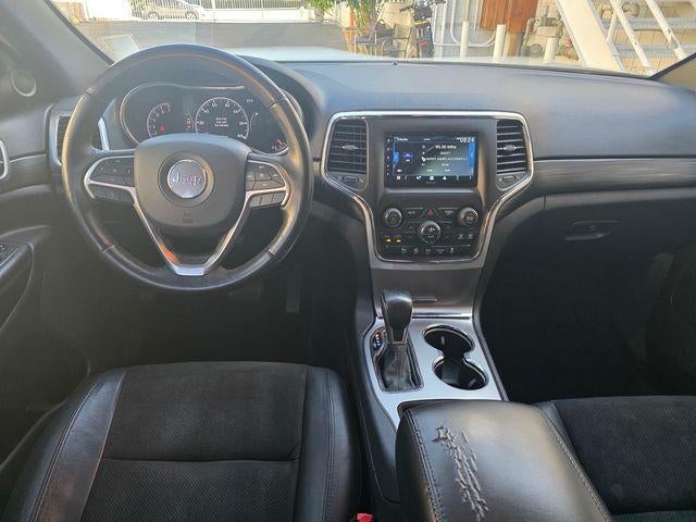 2019 Jeep Grand Cherokee Laredo 4x2