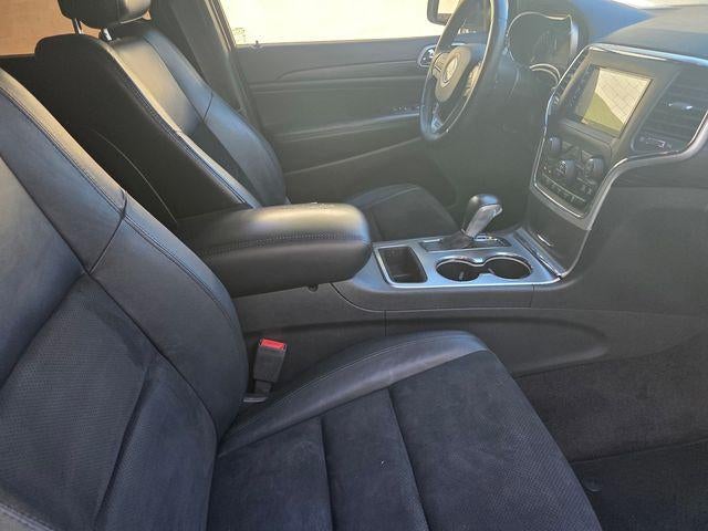 2019 Jeep Grand Cherokee Laredo 4x2