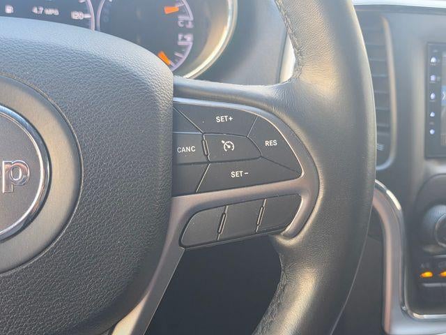 2019 Jeep Grand Cherokee Laredo 4x2