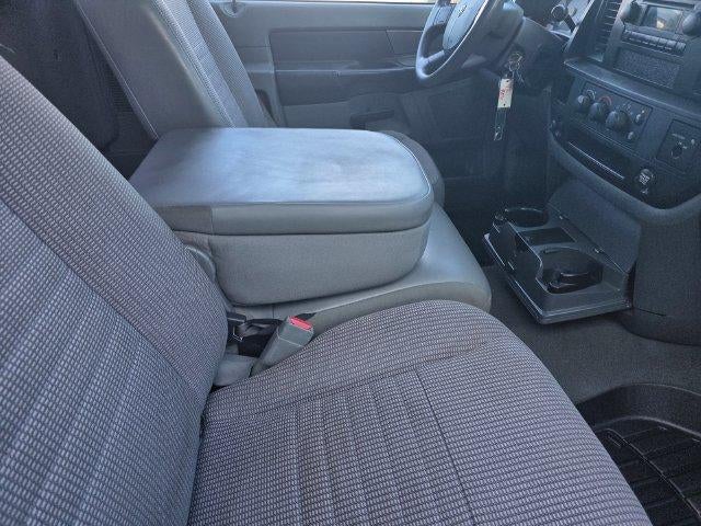 2007 Dodge Ram 1500 2WD Regular Cab 6.3 Ft Box ST