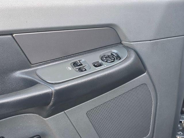 2007 Dodge Ram 1500 2WD Regular Cab 6.3 Ft Box ST