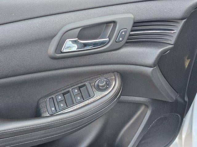 2015 Chevrolet Malibu 1LT - Photo 11