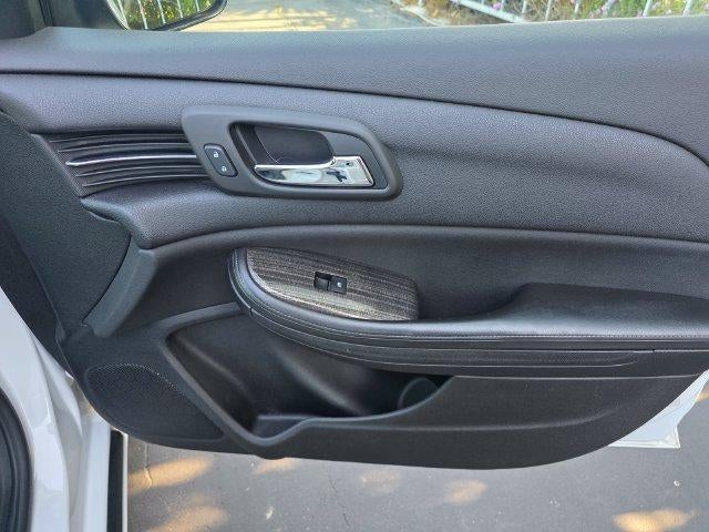2015 Chevrolet Malibu 1LT - Photo 22