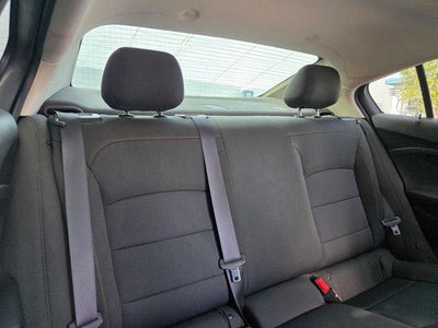 2017 Chevrolet Cruze Sedan LS (Automatic)