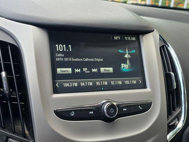 2017 Chevrolet Cruze Sedan LS (Automatic)