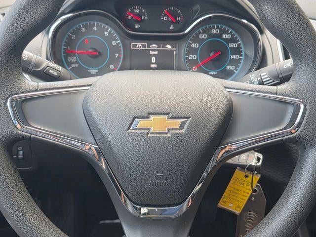 2017 Chevrolet Cruze Sedan LS (Automatic)