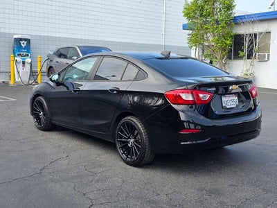 2017 Chevrolet Cruze Sedan LS (Automatic)