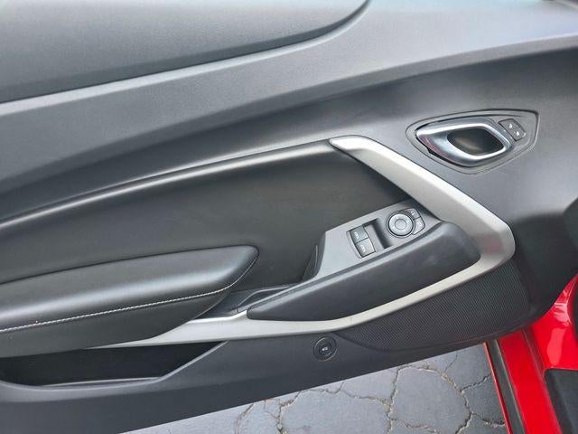 2023 Chevrolet Camaro 2dr Coupe 1LT