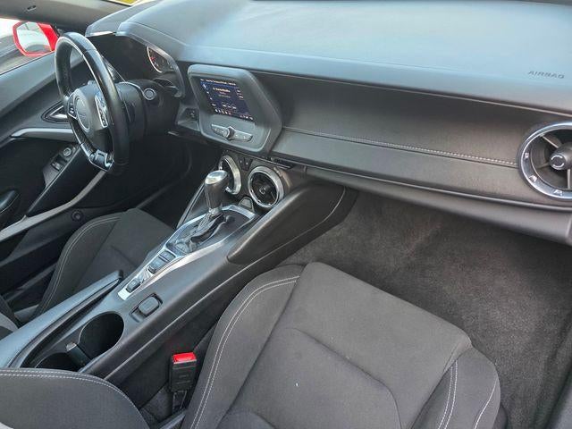 2023 Chevrolet Camaro 2dr Coupe 1LT