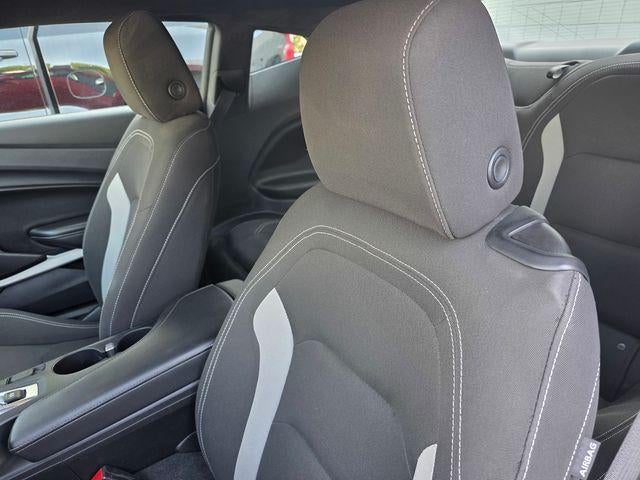 2023 Chevrolet Camaro 2dr Coupe 1LT