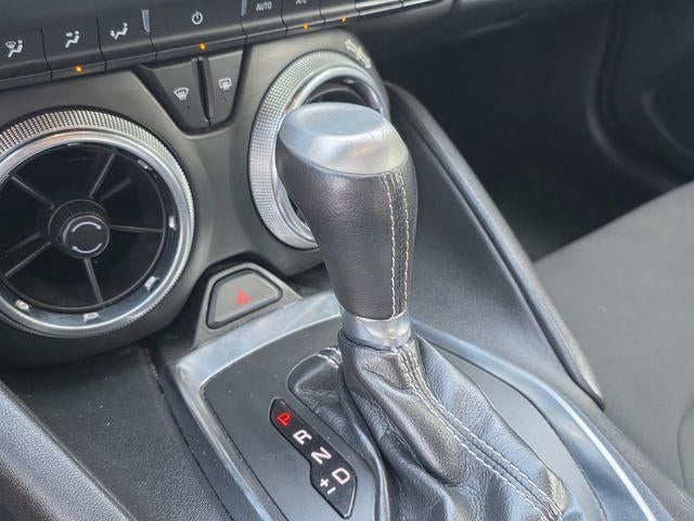 2023 Chevrolet Camaro 2dr Coupe 1LT