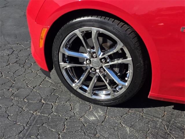 2016 Chevrolet Camaro 2dr Convertible 2SS