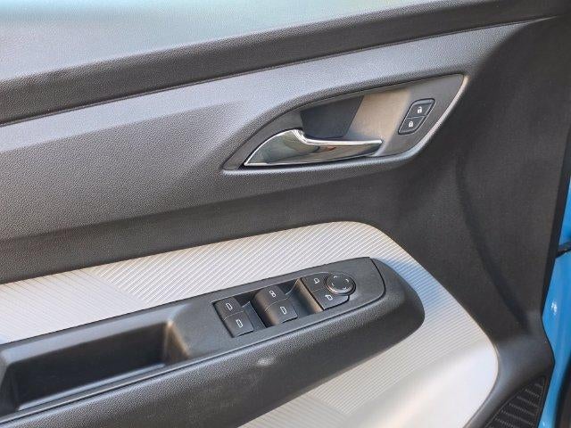 2027 Chevrolet Bolt FWD 4dr LT