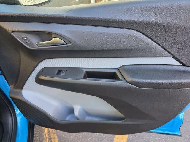 2027 Chevrolet Bolt FWD 4dr LT