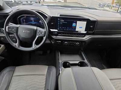 2025 Chevrolet Silverado 2500 HD Crew Cab Standard Box 4-Wheel Drive ZR2