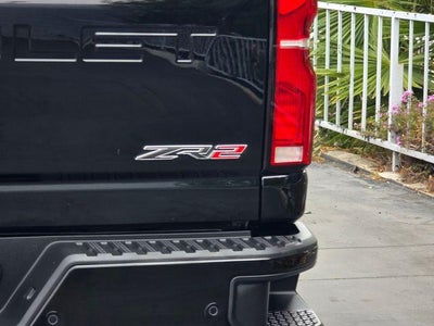 2025 Chevrolet Silverado 2500 HD Crew Cab Standard Box 4-Wheel Drive ZR2