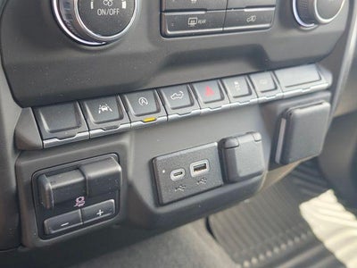 2025 Chevrolet Silverado 1500 Crew Cab Short Box 2-Wheel Drive Custom