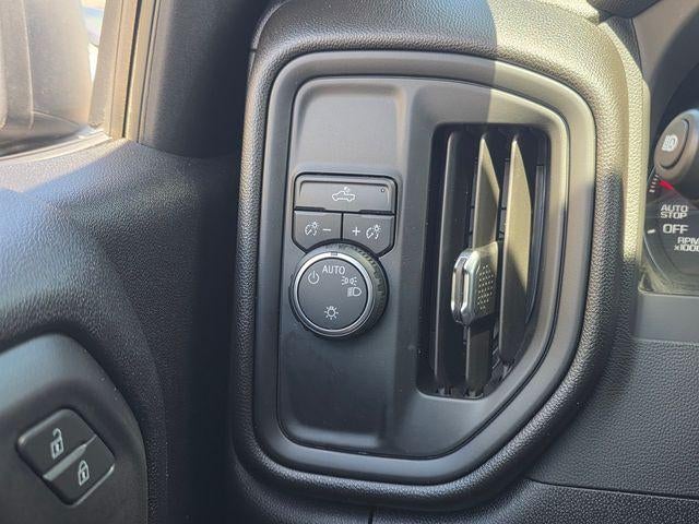 2025 Chevrolet Silverado 1500 Crew Cab Short Box 2-Wheel Drive Custom