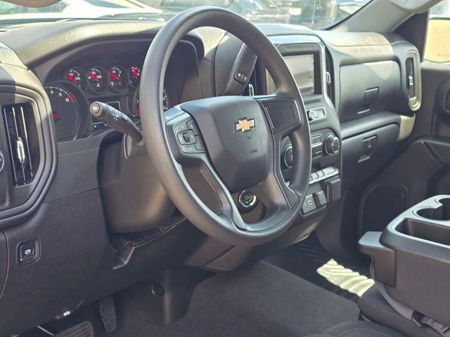 2025 Chevrolet Silverado 1500 Crew Cab Short Box 2-Wheel Drive Custom