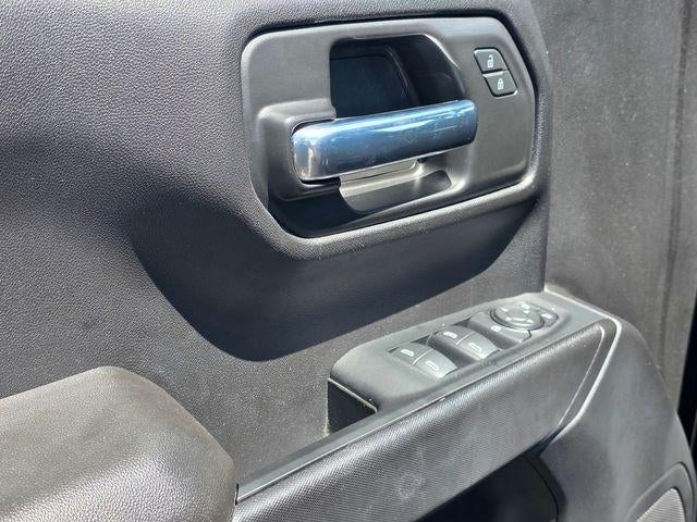 2023 Chevrolet Silverado 1500 Crew Cab Short Box 2-Wheel Drive Custom