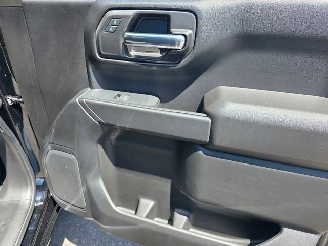 2023 Chevrolet Silverado 1500 Crew Cab Short Box 2-Wheel Drive Custom