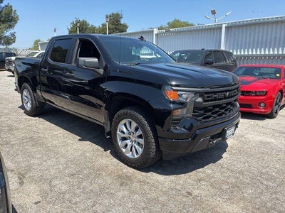 2022 Chevrolet Silverado 1500 Crew Cab Short Box 2-Wheel Drive Custom