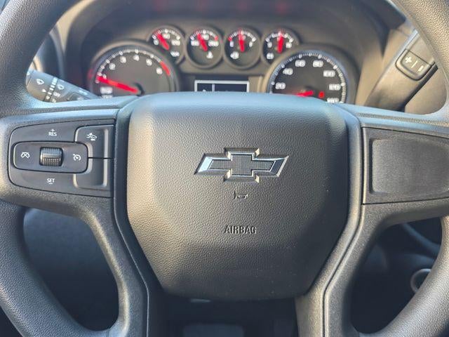 2025 Chevrolet Silverado 1500 Crew Cab Short Box 2-Wheel Drive Custom