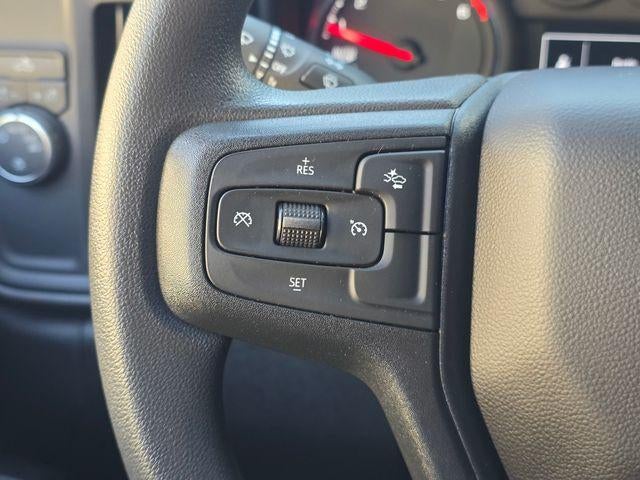 2025 Chevrolet Silverado 1500 Crew Cab Short Box 2-Wheel Drive Custom