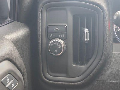 2025 Chevrolet Silverado 1500 Crew Cab Short Box 2-Wheel Drive Custom