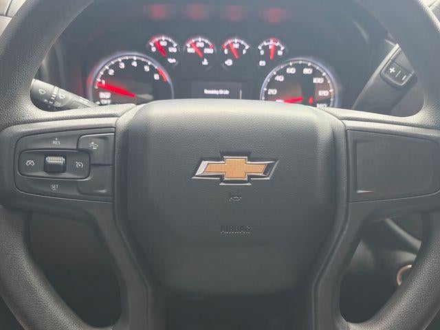 2025 Chevrolet Silverado 1500 Crew Cab Short Box 2-Wheel Drive Custom