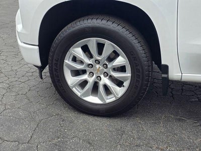 2025 Chevrolet Silverado 1500 Crew Cab Short Box 2-Wheel Drive Custom