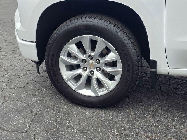 2025 Chevrolet Silverado 1500 Crew Cab Short Box 2-Wheel Drive Custom