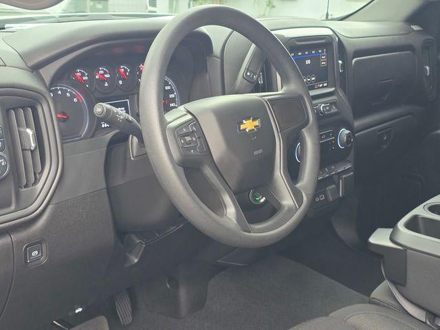 2025 Chevrolet Silverado 1500 Crew Cab Short Box 2-Wheel Drive Custom