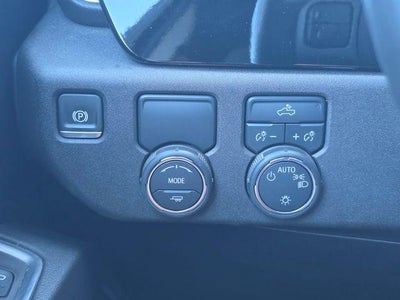 2025 Chevrolet Silverado 1500 Crew Cab Short Box 2-Wheel Drive LT