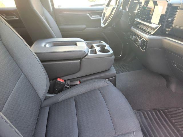 2022 Chevrolet Silverado 1500 Crew Cab Short Box 2-Wheel Drive LT