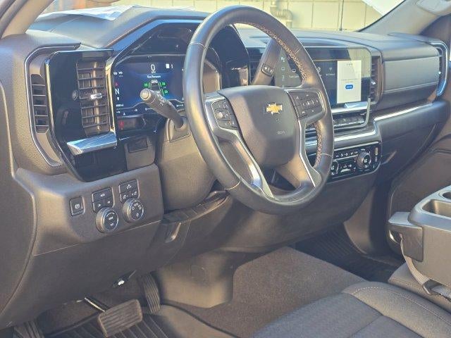 2023 Chevrolet Silverado 1500 LT - Photo 9