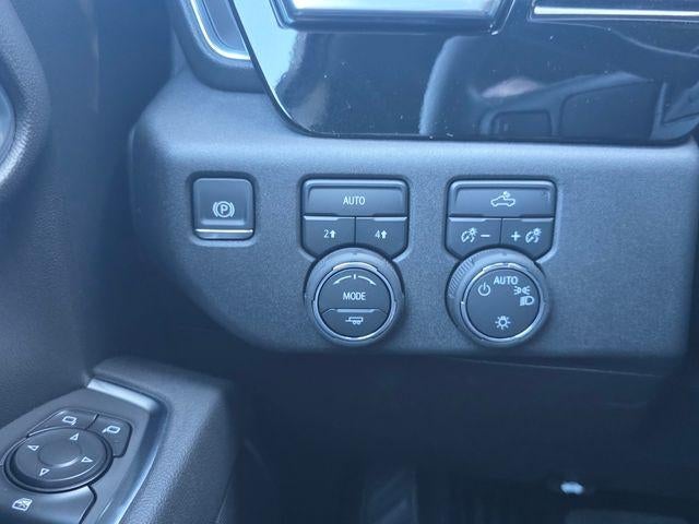2025 Chevrolet Silverado 1500 Crew Cab Short Box 4-Wheel Drive LT 2FL