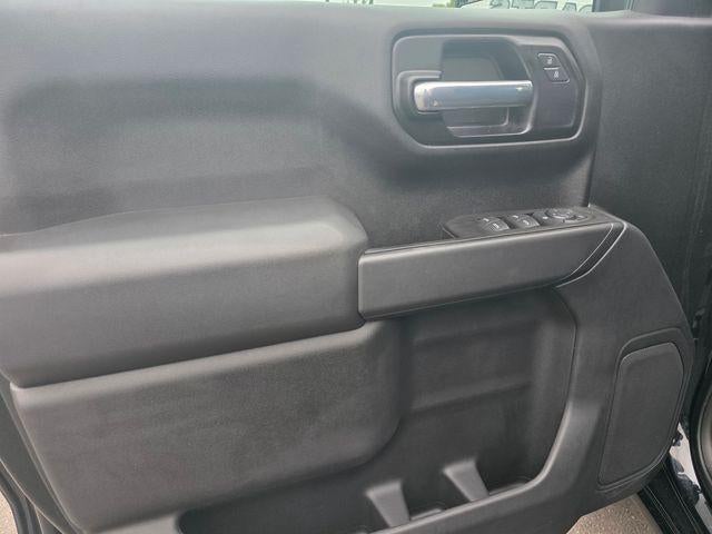 2021 Chevrolet Silverado 1500 Crew Cab Short Box 2-Wheel Drive Custom