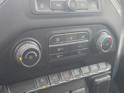 2021 Chevrolet Silverado 1500 Crew Cab Short Box 2-Wheel Drive Custom
