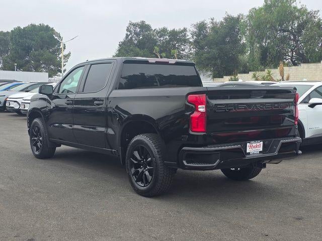 2021 Chevrolet Silverado 1500 Crew Cab Short Box 2-Wheel Drive Custom