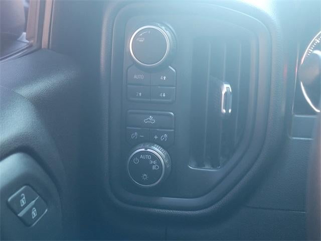 2021 Chevrolet Silverado 1500 Crew Cab Short Box 4-Wheel Drive Custom Trail Boss