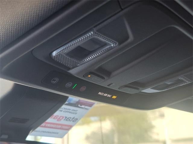 2021 Chevrolet Silverado 1500 Crew Cab Short Box 4-Wheel Drive Custom Trail Boss