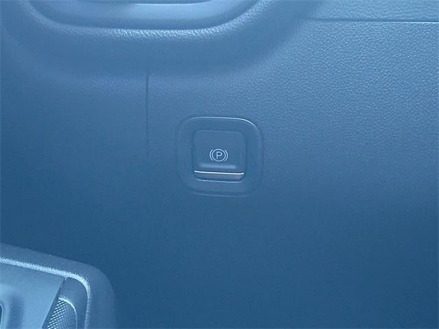 2021 Chevrolet Silverado 1500 Crew Cab Short Box 4-Wheel Drive Custom Trail Boss