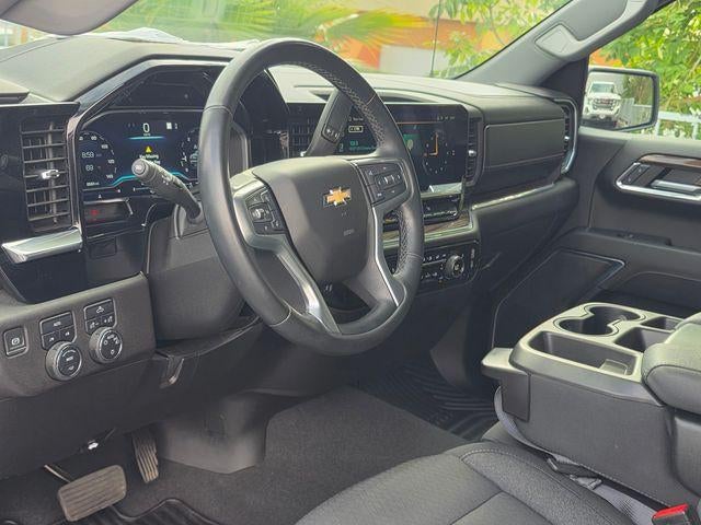 2023 Chevrolet Silverado 1500 Double Cab Standard Box 4-Wheel Drive LT 2FL