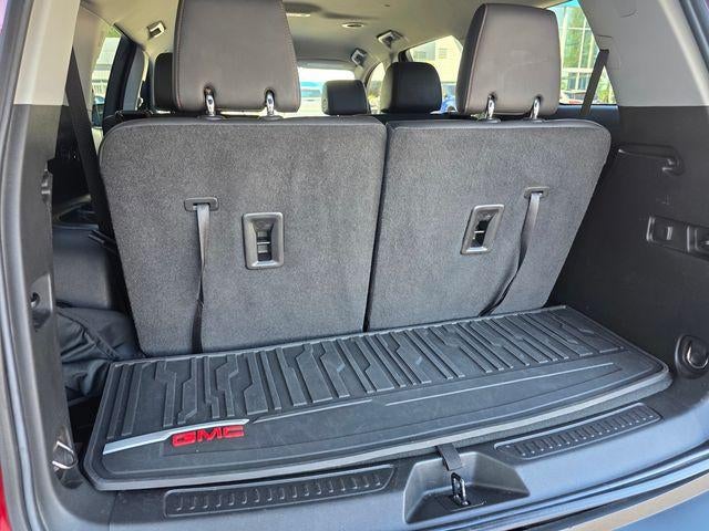2023 GMC Acadia AWD AT4